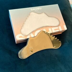 Sacheu Stainless Steel Body Gua Sha like new!